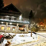 Z Widokiem Chalet